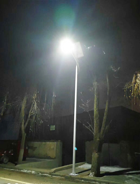 积石山县水磨沟太阳能路灯项目