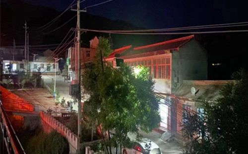 水磨沟太阳能路灯在暴雪天气下的应对策略 水磨沟太阳能路灯在暴雪天气下的应对策略