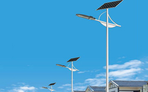 水磨沟太阳能路灯安装步骤与接线要点解析